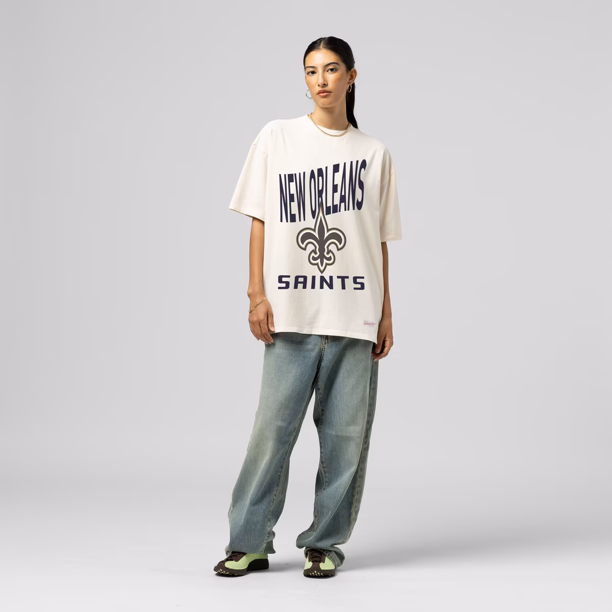 Women's Mitchell & Ness  Cream New Orleans Saints Logo Rise Boyfriend T-Shirt