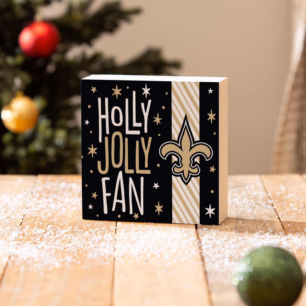 New Orleans Saints 6" Holiday Wood Plock Shelf Sign 4 New Orleans Saints 6" Holiday Wood Plock Shelf Sign