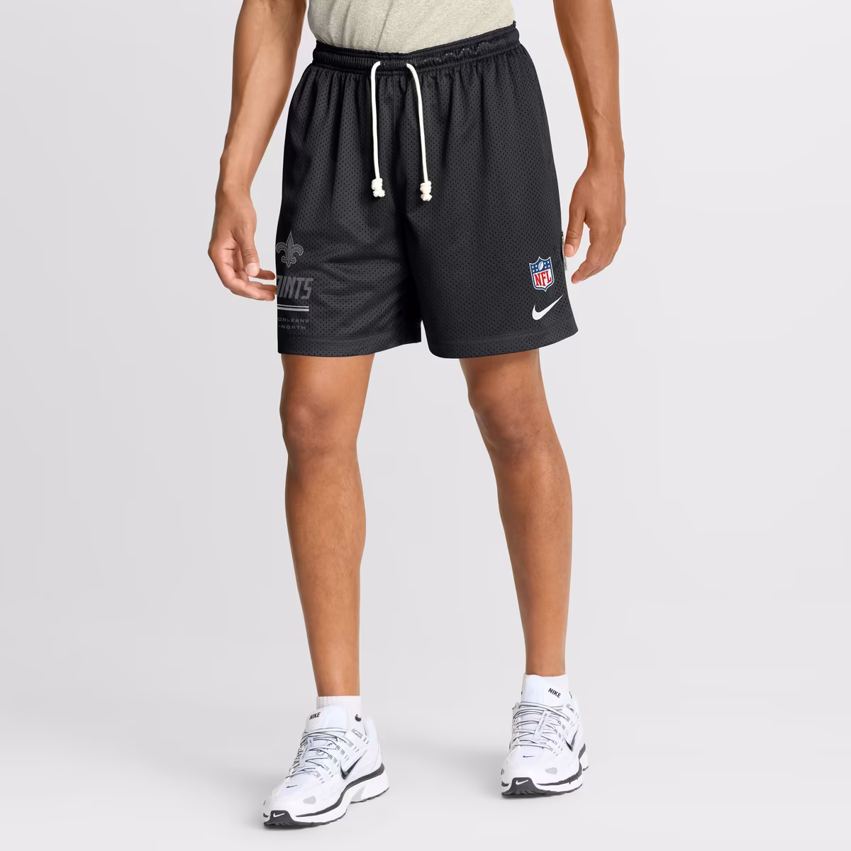 Men's Nike  Black/Platinum New Orleans Saints Sideline Standard Issue Dri-FIT Reversible Shorts