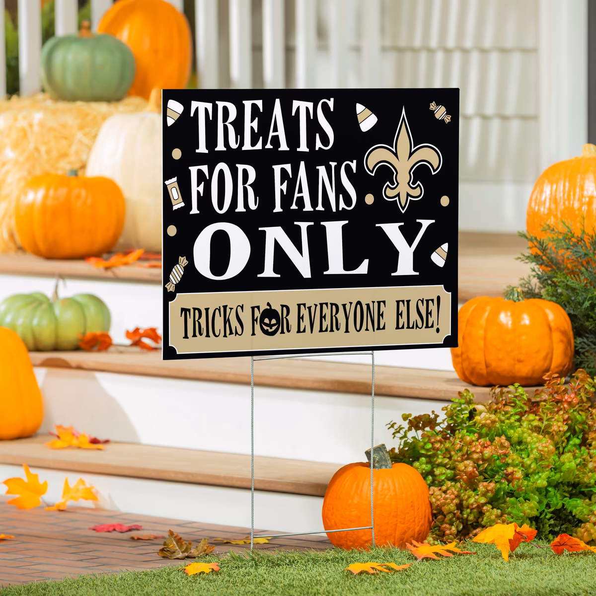 New Orleans Saints 18" x 24" Halloween Treats Outdoor Yard Sign 4 New Orleans Saints 18" x 24" Halloween Treats Outdoor Yard Sign