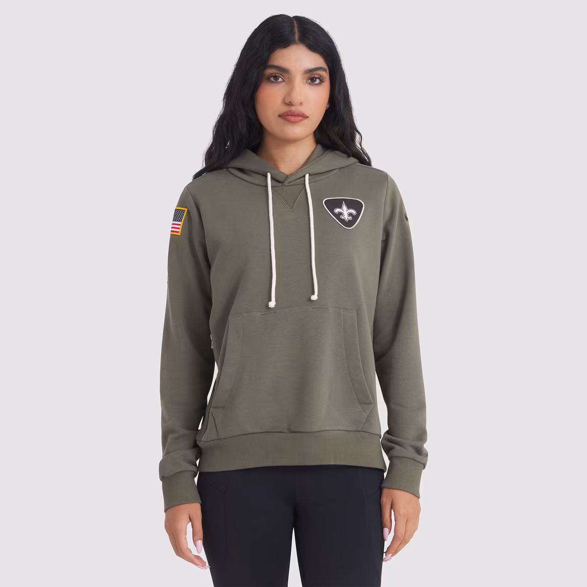 Women's Nike Olive New Orleans Saints 2025 Salute to Service Sideline Standard Issue Dri-FIT Hoodie 2 Women's Nike Olive New Orleans Saints 2025 Salute to Service Sideline Standard Issue Dri-FIT Hoodie